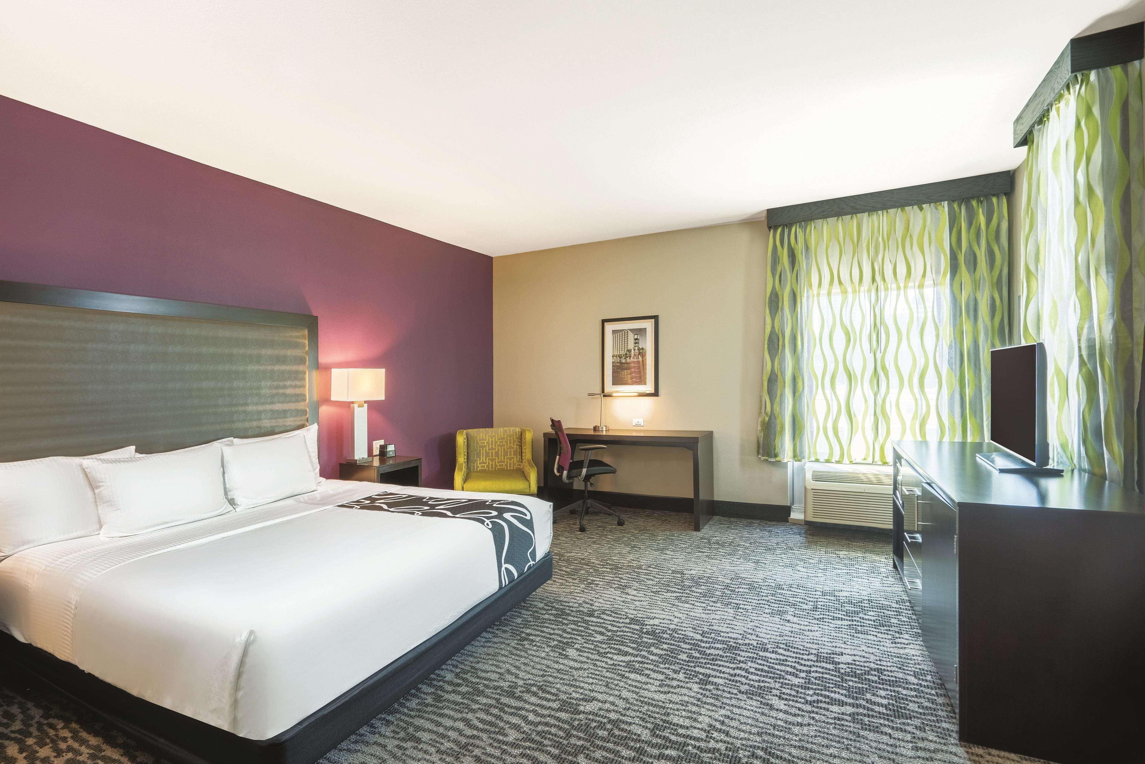 La Quinta By Wyndham Memphis Downtown Ξενοδοχείο Εξωτερικό φωτογραφία