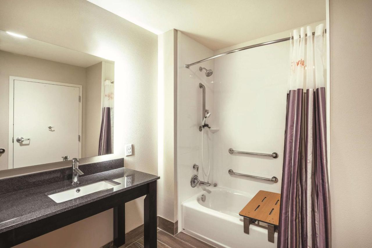 La Quinta By Wyndham Memphis Downtown Ξενοδοχείο Εξωτερικό φωτογραφία