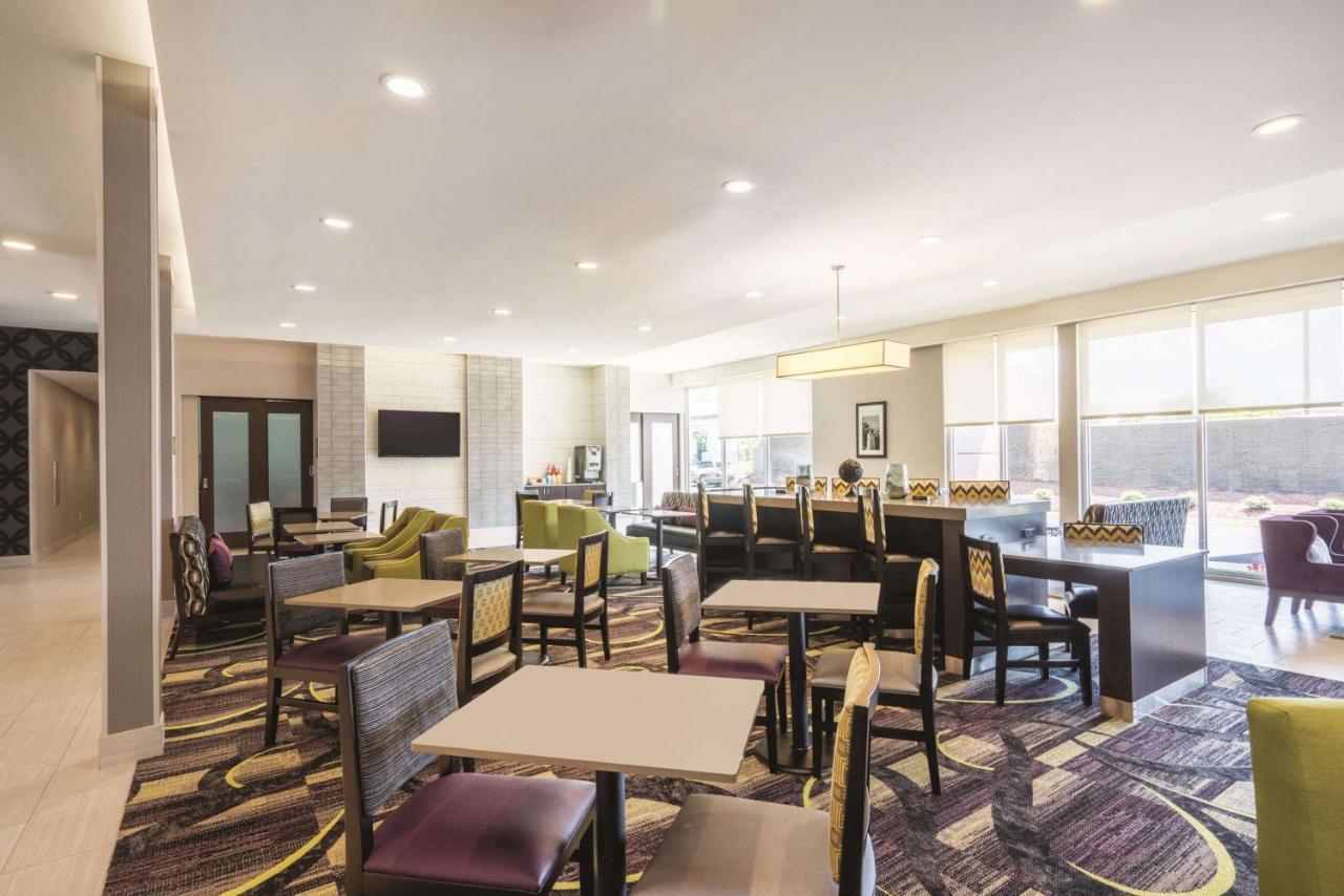 La Quinta By Wyndham Memphis Downtown Ξενοδοχείο Εξωτερικό φωτογραφία